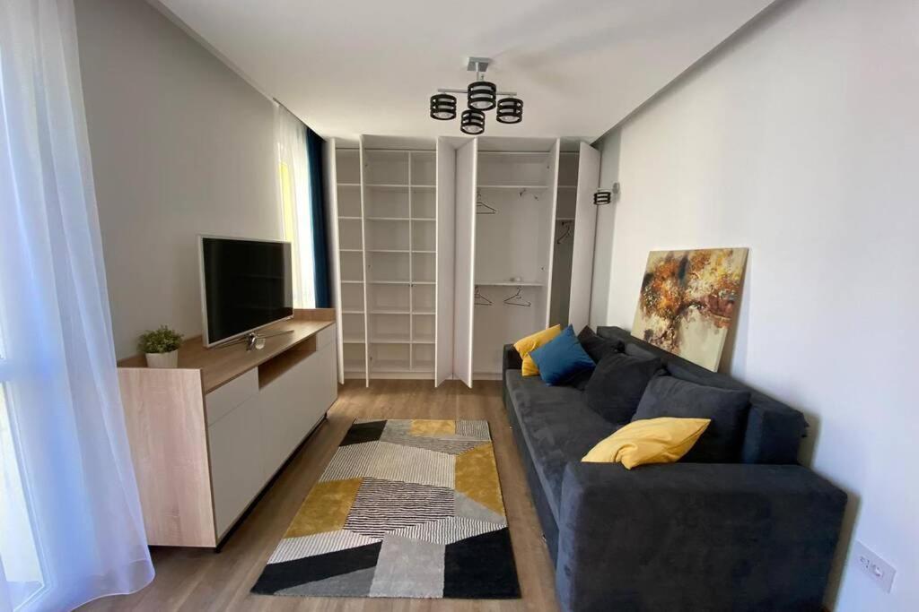 Cozy Apartment In The Business Area Of Bukarest Exteriör bild